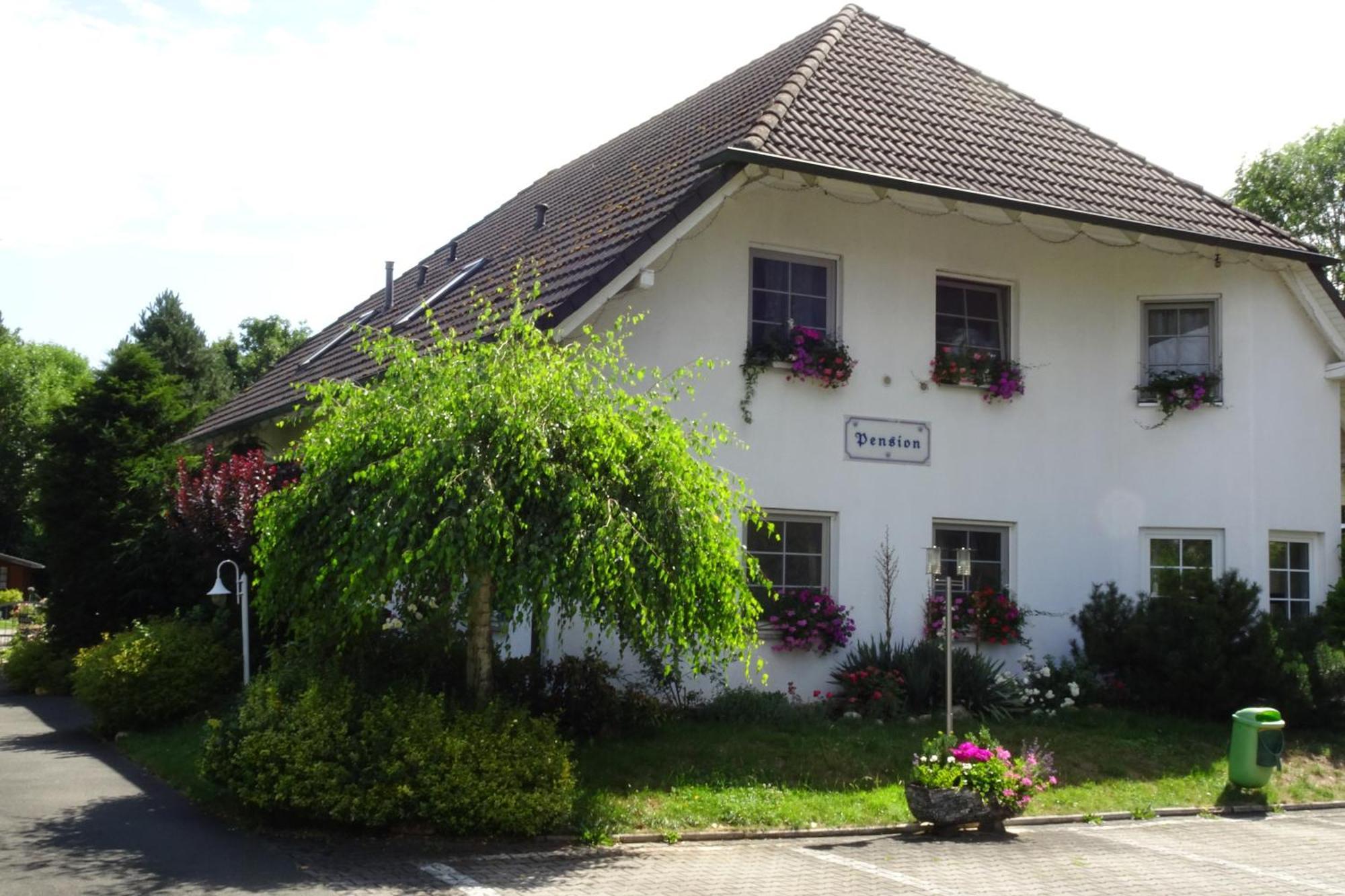 Pension Egerer Bad Köstritz Екстериор снимка